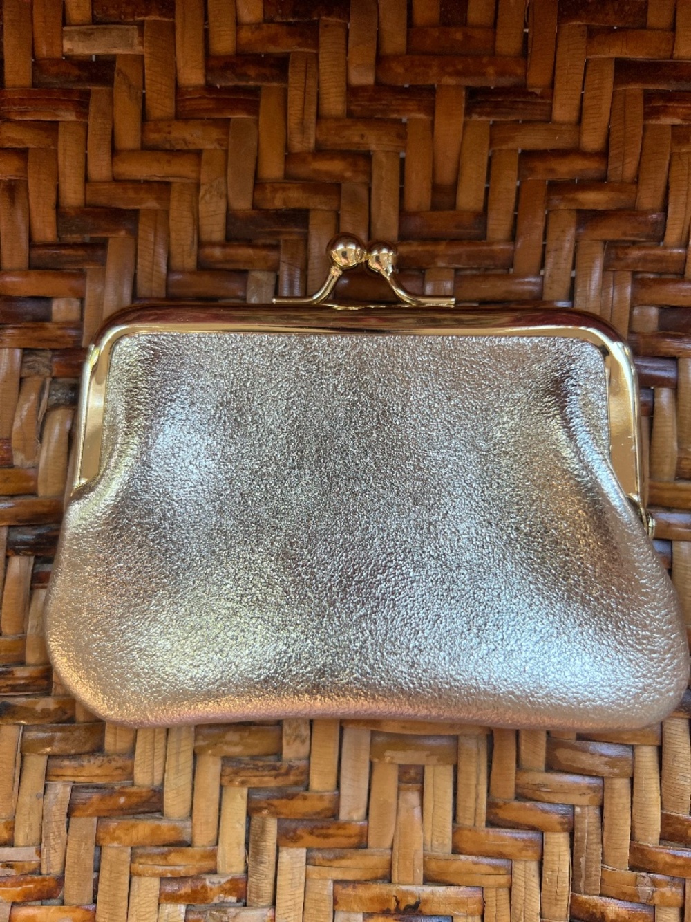 Boheme Wallet - Kiss lock frame in gold